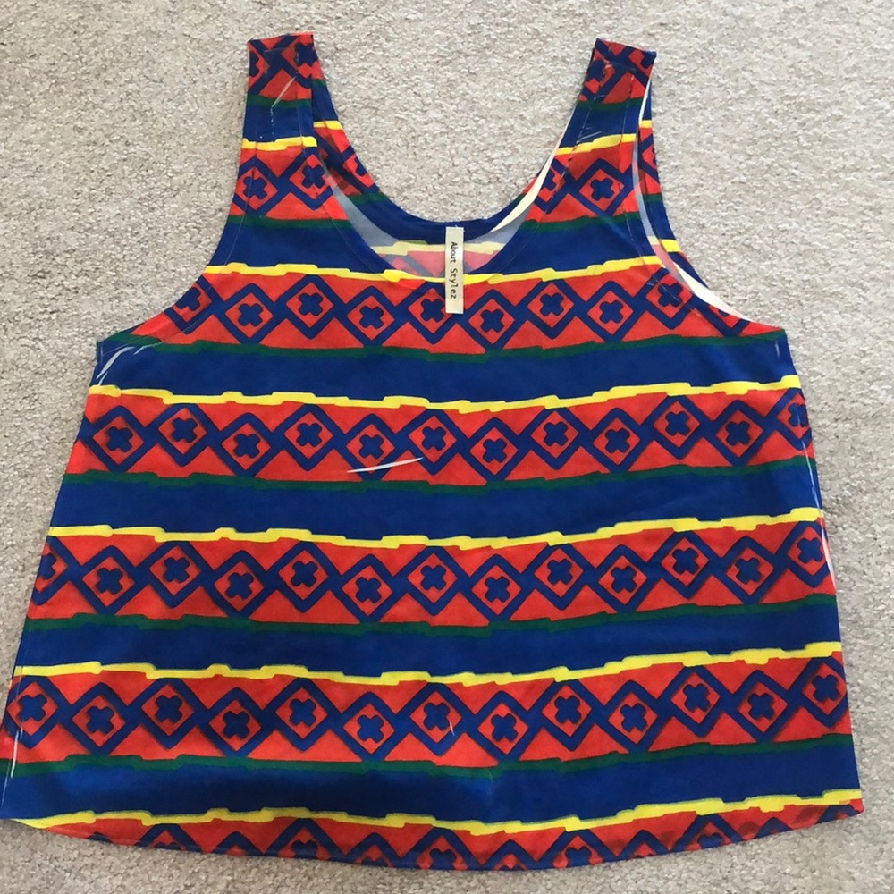 Flowy Tank